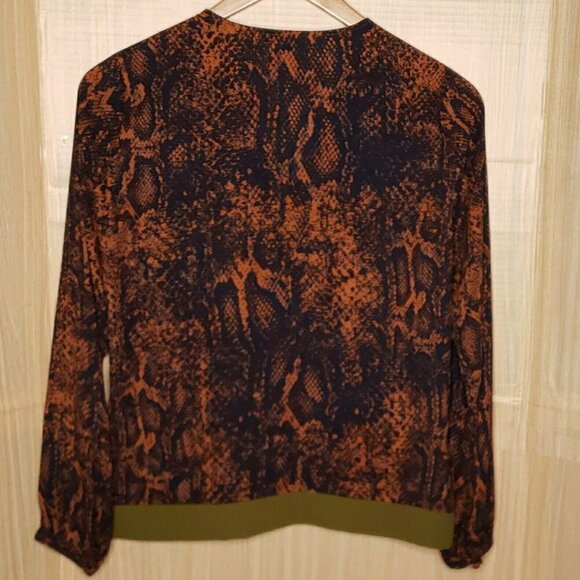 Cabi Womens Career Snake Print Faux Wrap Blouse Medium - Picture 2 of 9